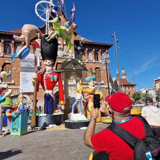 Valencia: Fallas Festival Walking Tour with Entry Ticket - Starting at Plaza del Ayuntamiento or Mercado de Colón