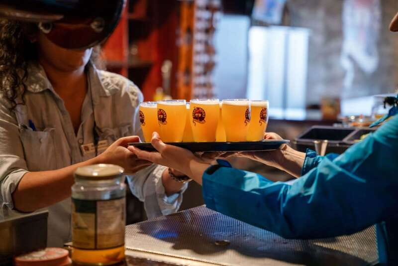 Vancouver: Gastown Historical Walking Food Tour - What the restaurant stops add to the experience