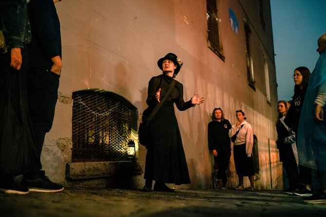 Vancouver Lost Souls of Gastown Walking Tour - Thirty minutes through Gastown’s old streets