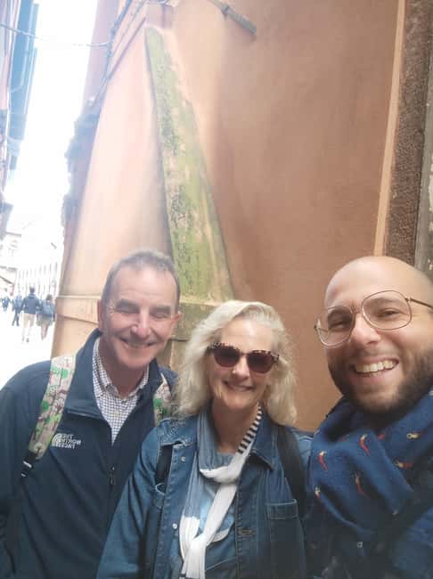 Venice: Private Walking Tour with a Local - The main Venice walk: famous sights plus side streets
