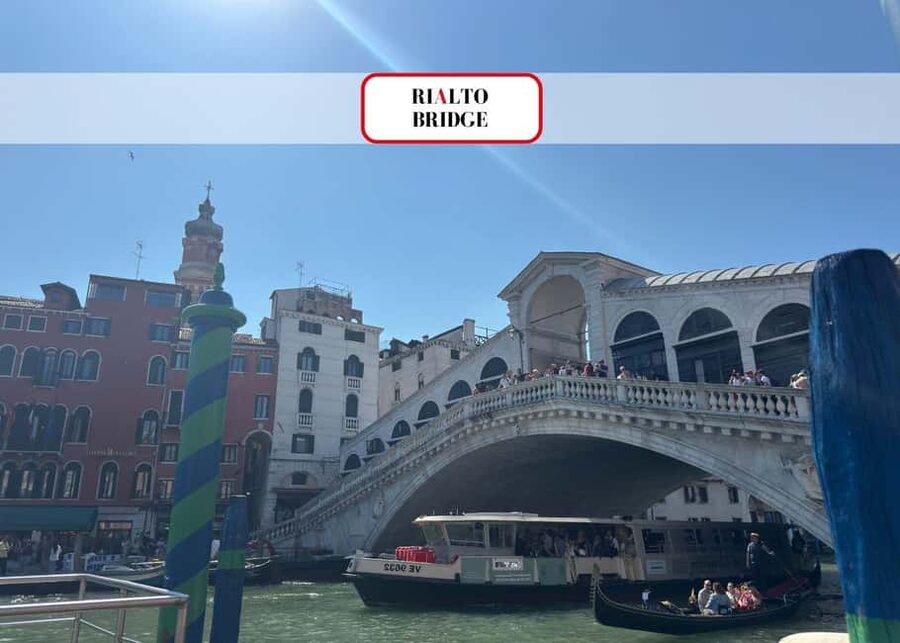 Venice: San Marco to Rialto Walk & Spritz Like a Local - Arriving at Rialto Bridge from the Riva del Carbon
