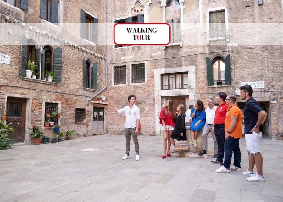 Venice: San Marco to Rialto Walk & Spritz Like a Local - The Venice Gallery’s virtual journey through time