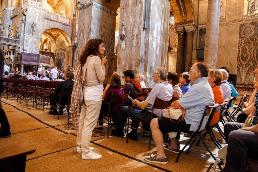 Venice: Walking tour, Doge Palace, & St. Mark's Basilica - Walking beyond the two headline sights