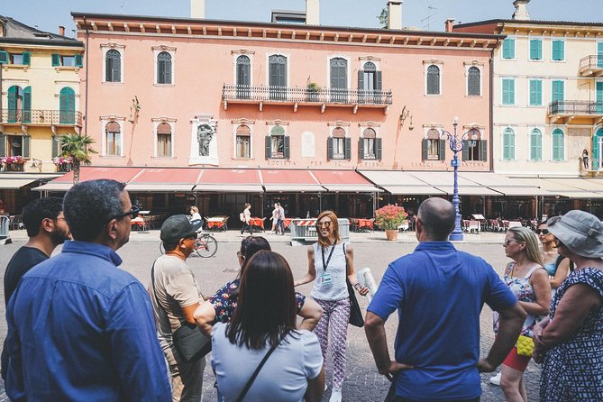 Verona Highlights Walking Tour in Small-group - Romeo’s house, the Scaliger Tombs, and medieval power