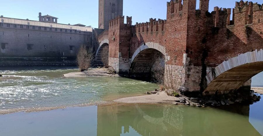Verona: History and Hidden Gems Guided Walking Tour - Why this Verona walk is more than a greatest-hits tour