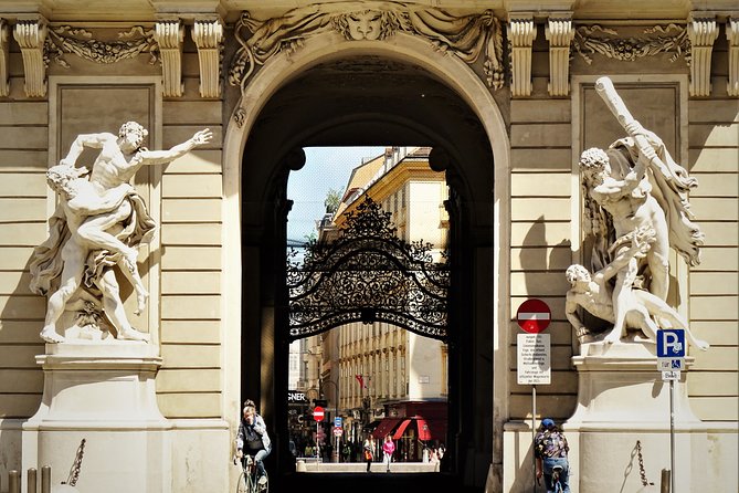 Vienna at First Glance a Private Walking Tour for First Timers - Graben and Kohlmarkt lead you toward the city’s heart
