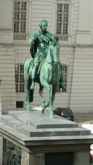 Vienna: Essential History Walking Tour - Starting at Michaelerplatz and the Roman remains