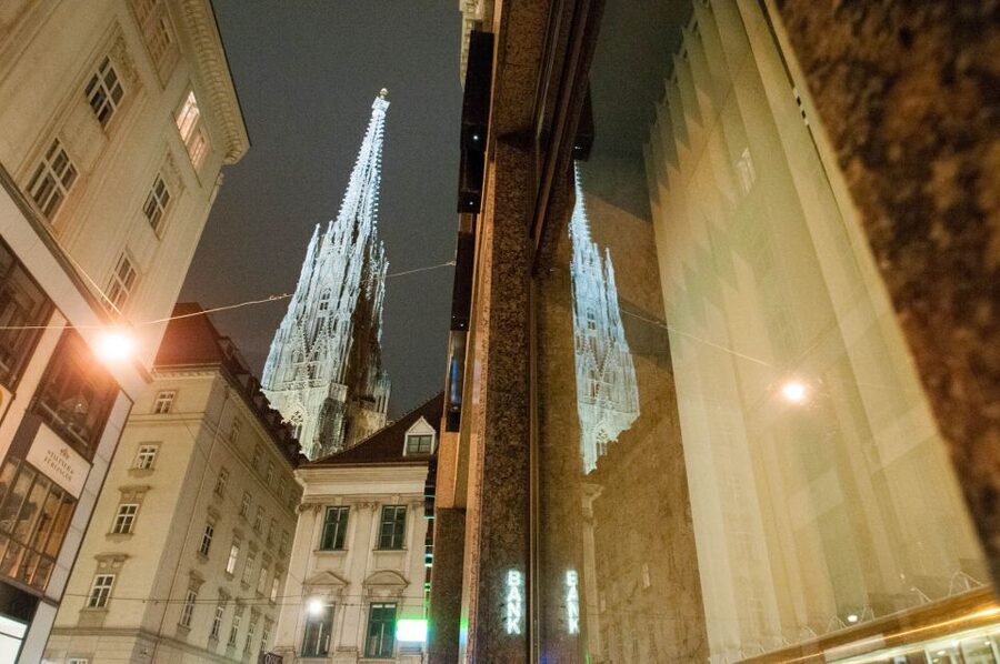 Vienna: Ghosts and Legends Guided Nighttime Walking Tour - Is $20 good value for two hours?