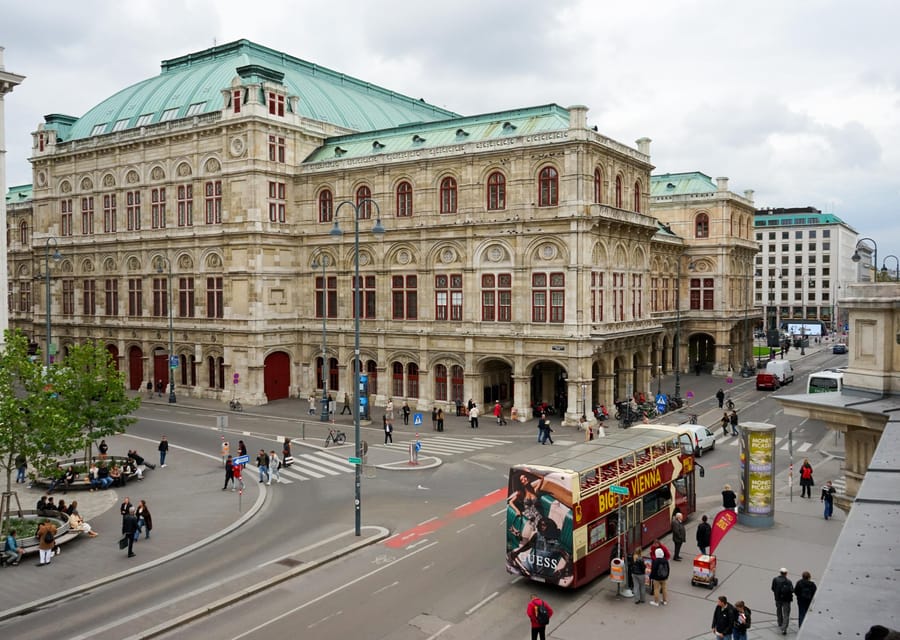 Vienna: Guided Walking Tour of City Highlights & Hidden Gems - How the guide affects the experience