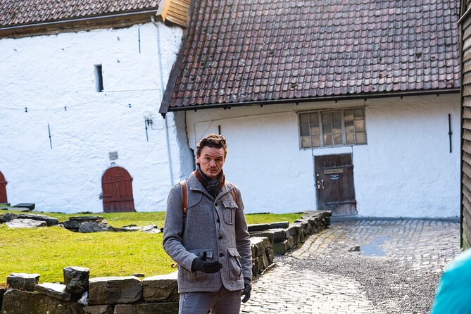 Walking Tour in Bergen of the Past and Present - Skostredet and Bergen’s food culture