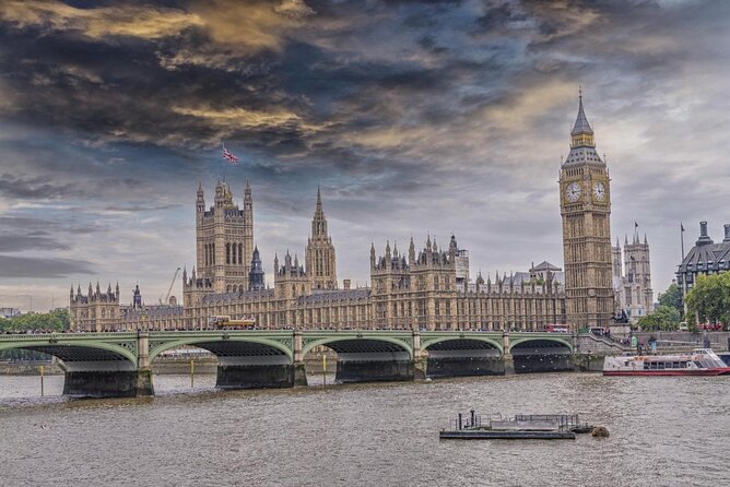 Walking Tour of London Westminster Abbey, Big Ben, Buckingham - Five things to know before booking