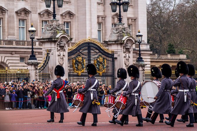 Walking Tour of London Westminster Abbey, Big Ben, Buckingham - Buckingham Palace is a photo stop, not a palace tour