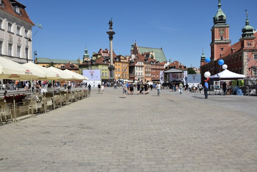 Warsaw: Old Town Guided Walking Tour - St. John’s Cathedral and the Jesuit Church