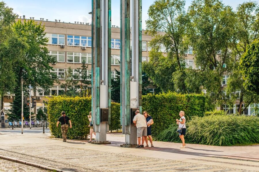 Warsaw: Warsaw Ghetto Private Walking Tour with Hotel Pickup - Key points to know before booking