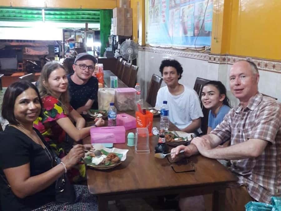 Yogyakarta: Nighttime Walk and Food Tour - How good is the food value for $17?