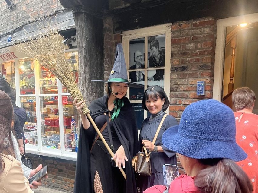 York: Witches and History Old Town Walking Tour - A witch’s welcome at Whip-Ma-Whop-Ma-Gate
