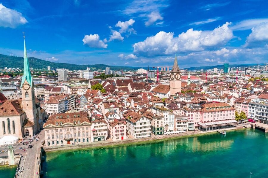 Zurich Old Town Walking Tour: 2-Hours - Key points at a glance