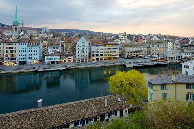 Zurich Walking Tour With Cruise and Aerial Cable Car - Lake Zurich by Ferry, With Chocolate and Expensive Addresses